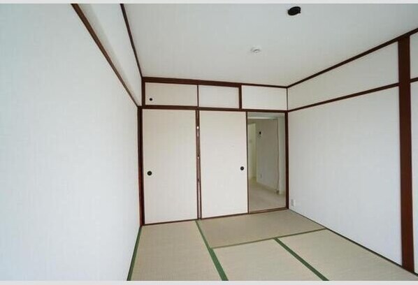 パークハイツミシマの物件内観写真